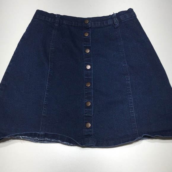 Mini Skirt - Picture 1 of 5